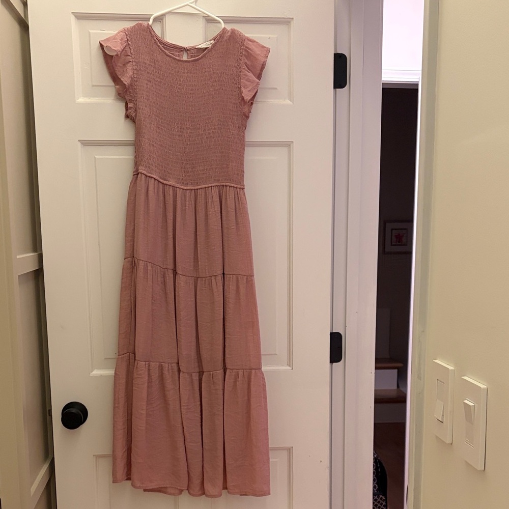Women’s Pink Midi Tiered Smocked Dress